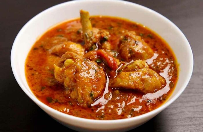 CHICKEN CURRY