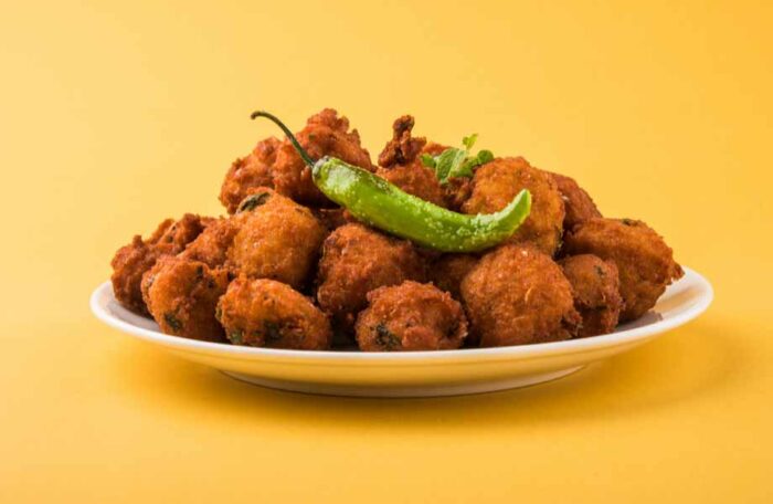 CHITHA PAKORA (250 GM)